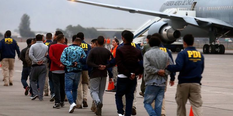 ¿Qué es la expulsión del país y cómo funciona? 