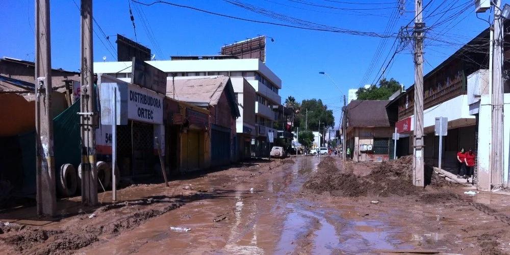 Responsabilidad de las empresas ante aluviones y cortes de agua 