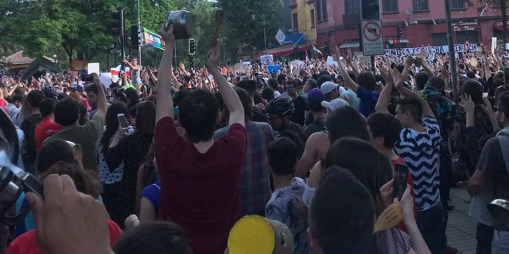 Qué es y cómo formar parte de una demanda colectiva en Chile 