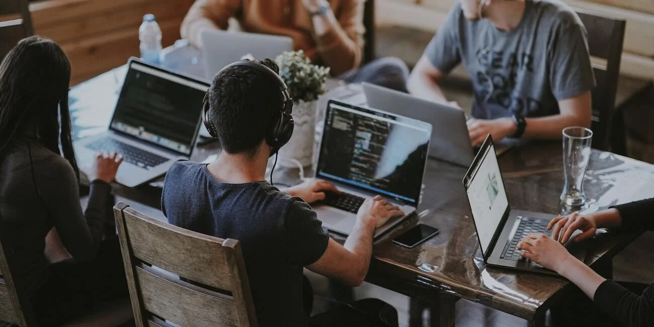 Pack de contratos para emprendimiento 